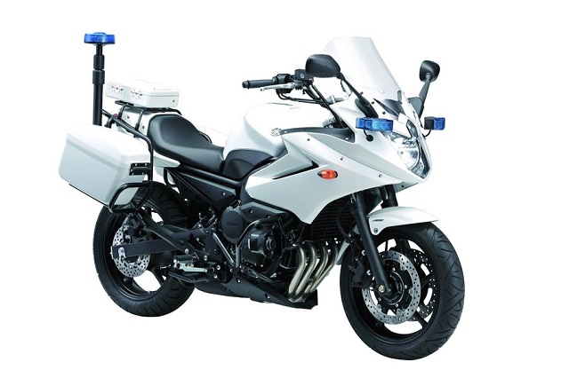 Yamaha xj6 с Райдером